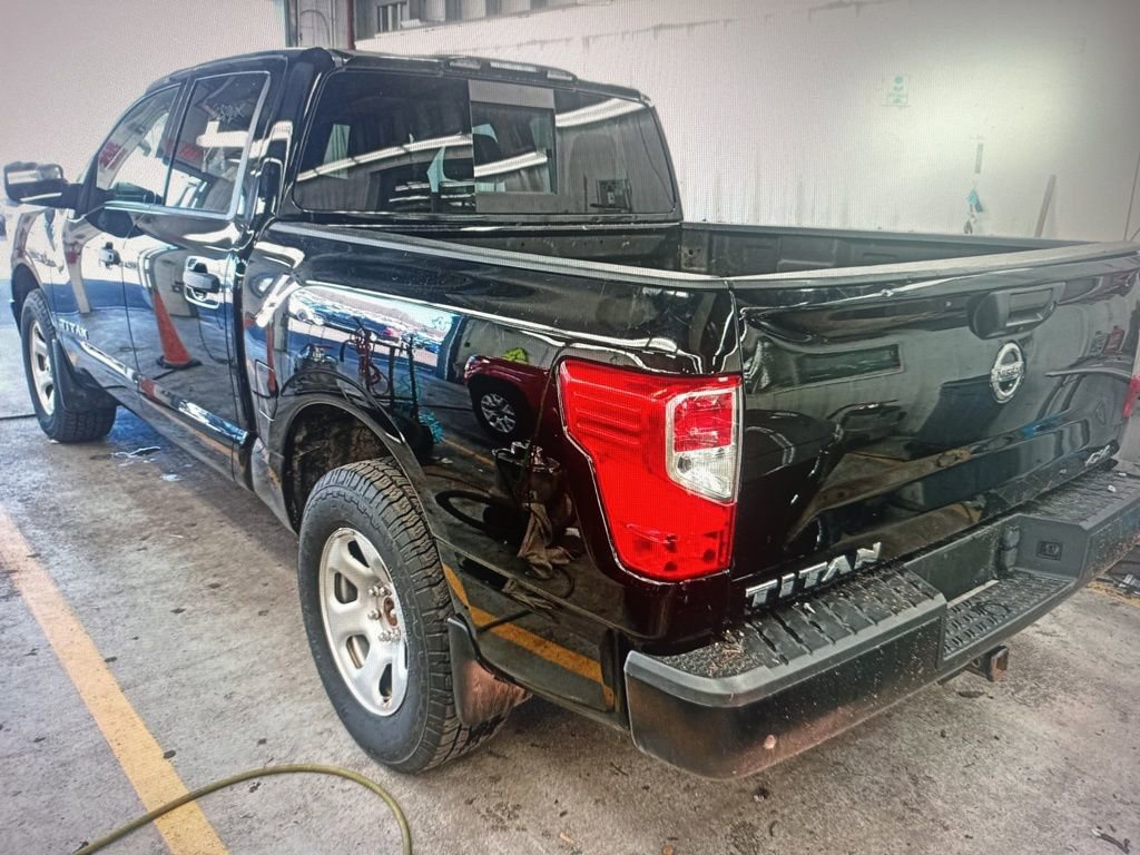 Used 2021 Nissan Titan S w/ S Utility Package image 3