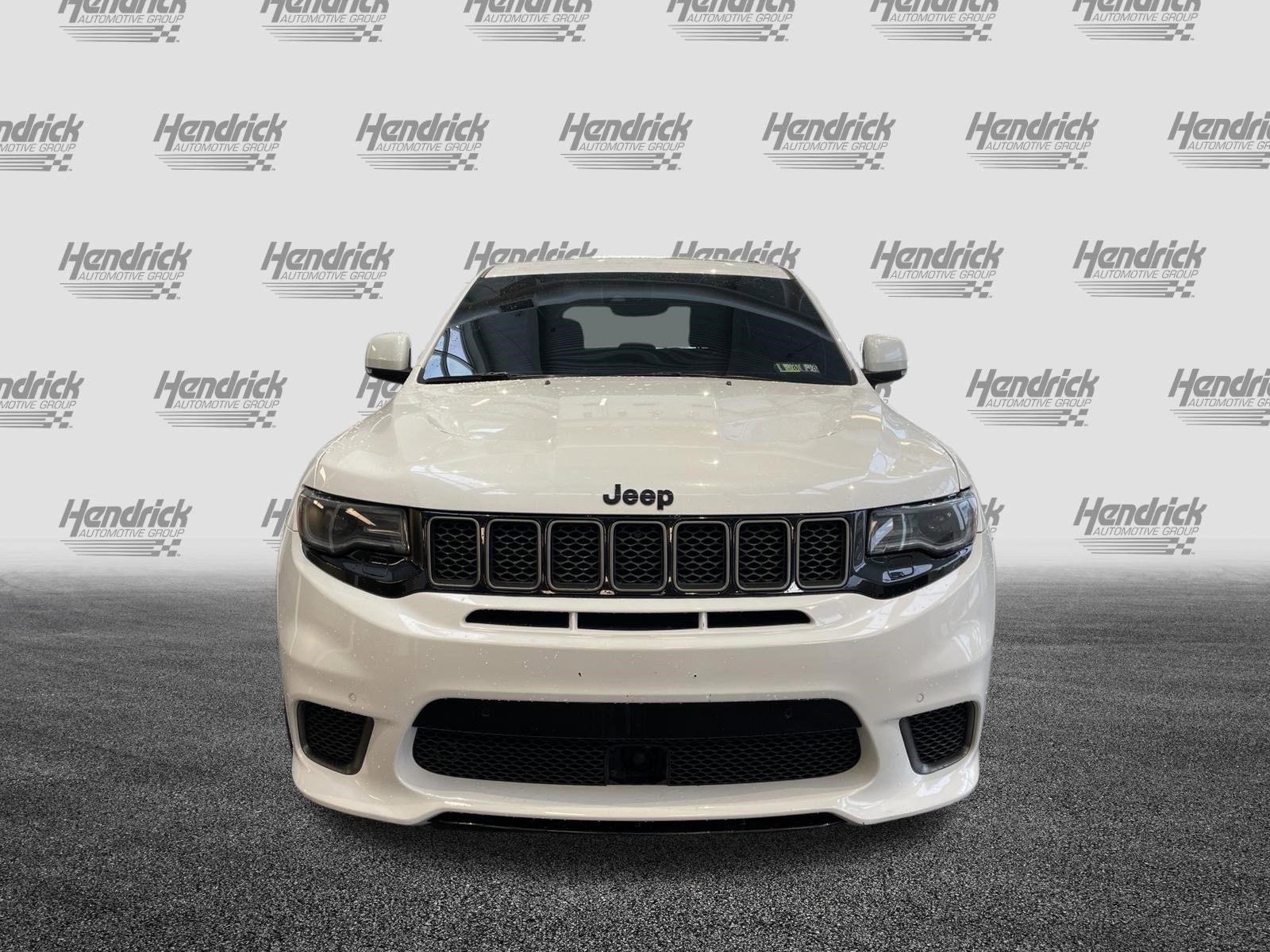 Used 2018 Jeep Grand Cherokee Trackhawk AWD/4WD image 3
