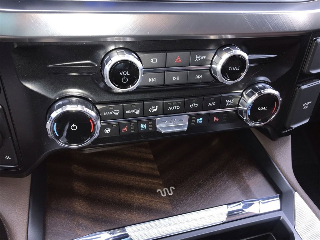 New 2025 Ford F350 King Ranch w/ Chrome Package image 19