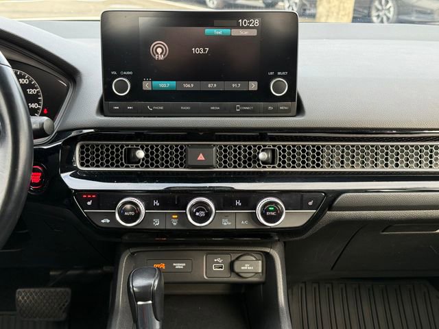 Certified 2022 Honda Civic EX image 25