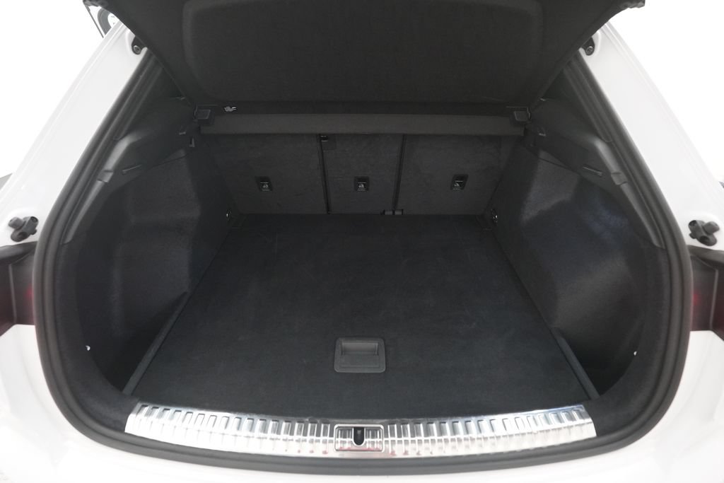 Used 2025 Audi Q3 2.0T Premium AWD/4WD image 10
