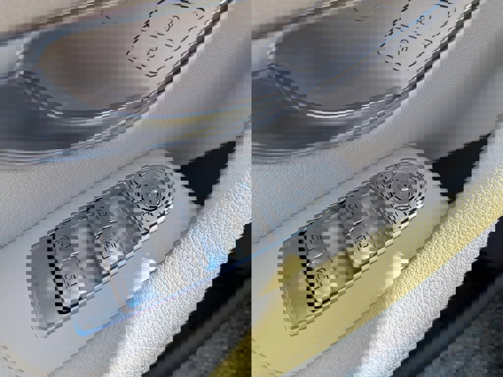 Used 2018 Mercedes-Benz E 400 4MATIC Coupe image 14