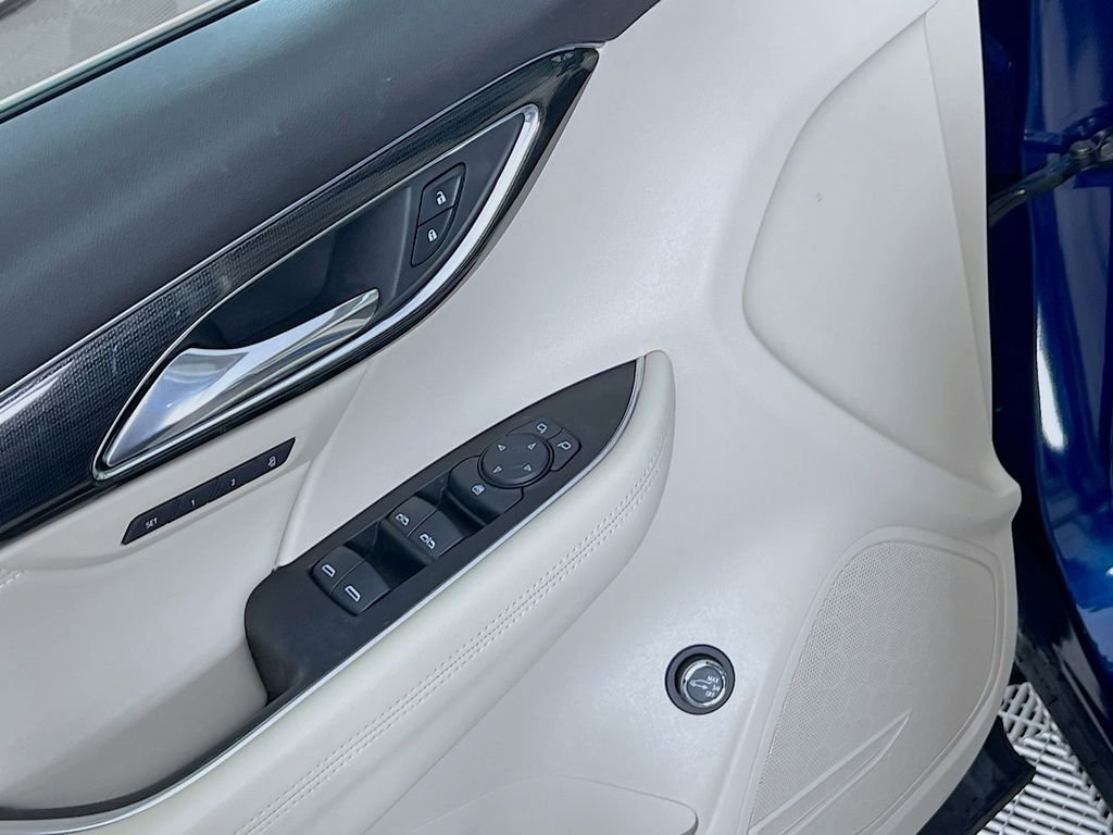 Certified 2023 Buick Envision Essence AWD/4WD image 17