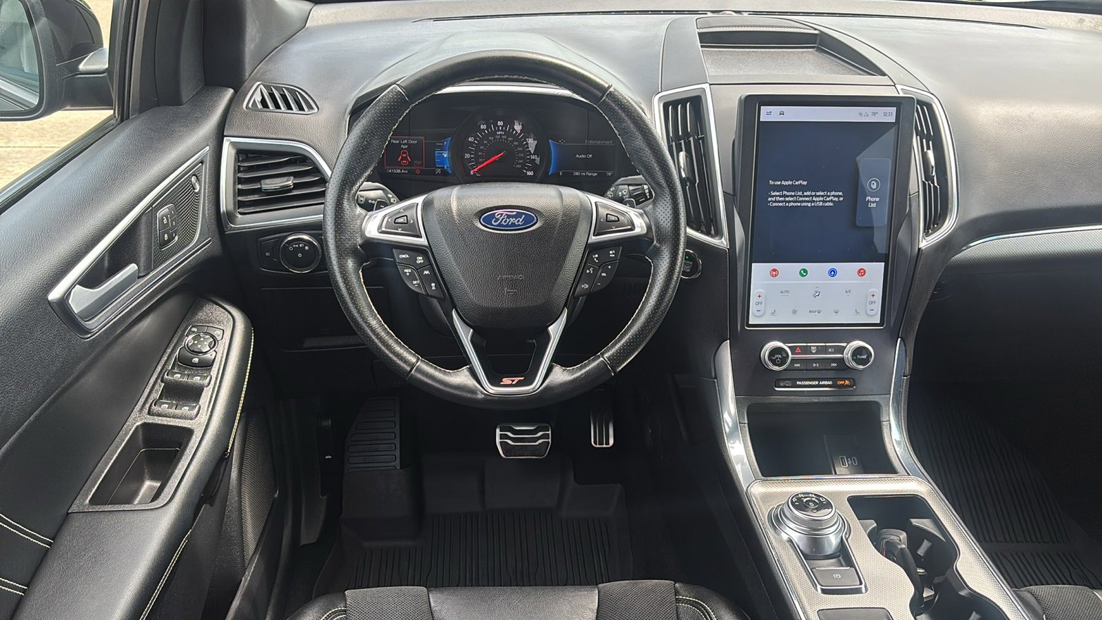 Used 2021 Ford Edge ST image 13