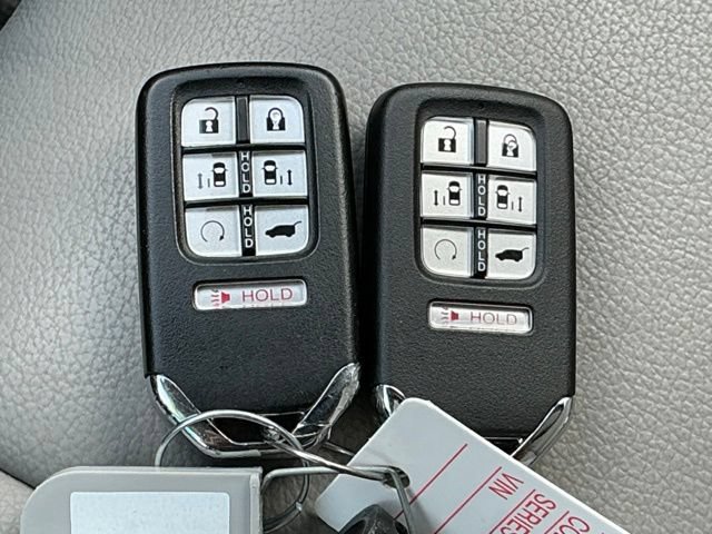 Certified 2024 Honda Odyssey Touring image 23