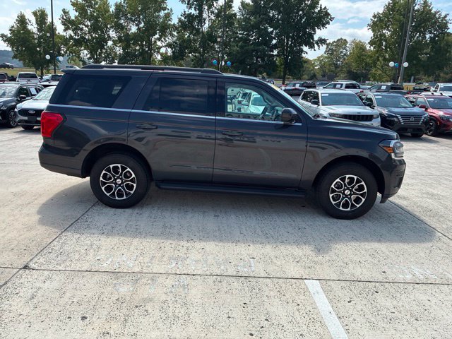 Used 2024 Ford Expedition XLT AWD/4WD image 36