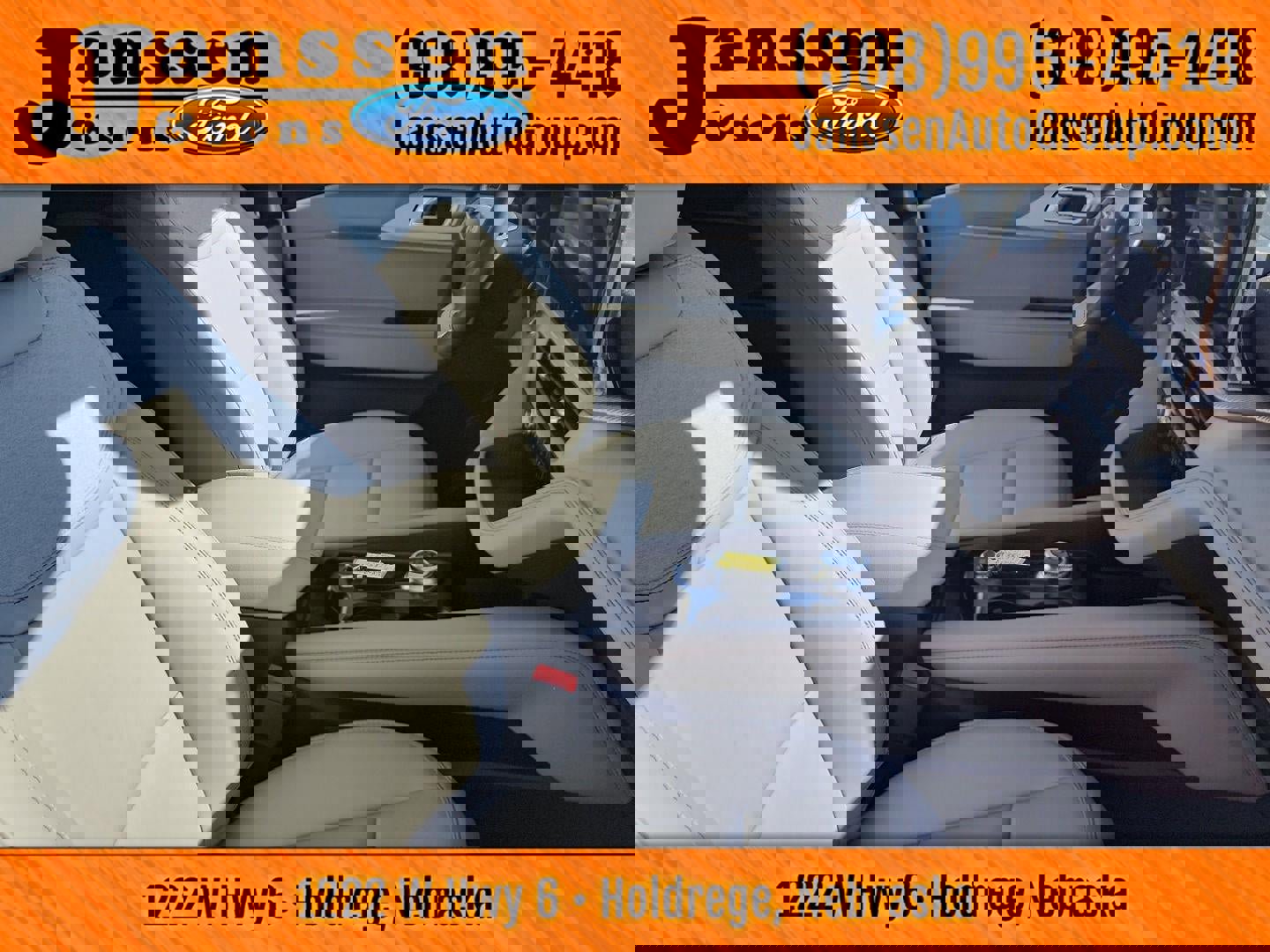 New 2026 Ford Explorer Active w/ Active Comfort Package image 7