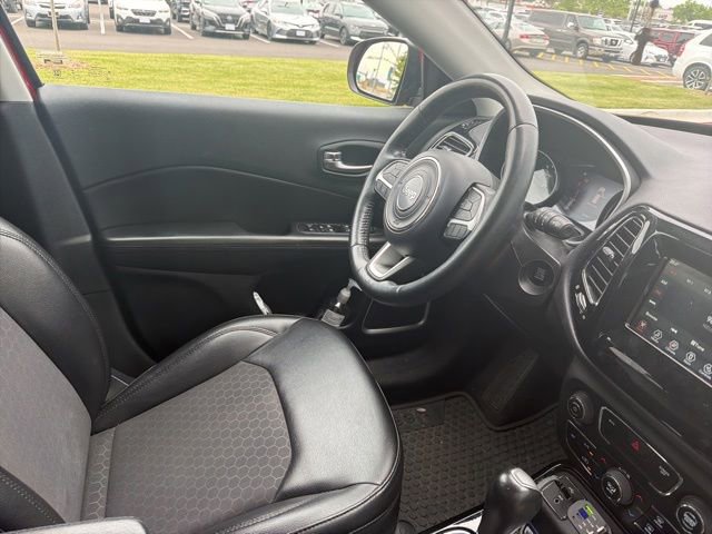 Used 2019 Jeep Compass Latitude FWD image 8
