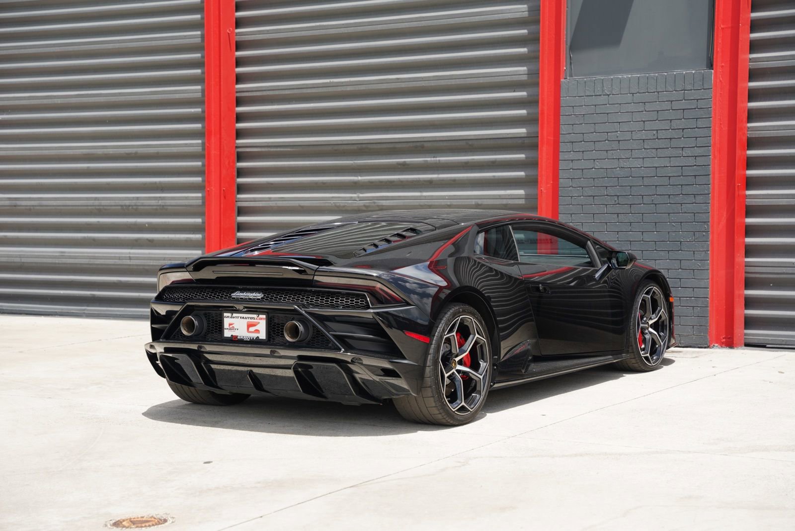 Used 2021 Lamborghini Huracan EVO image 6