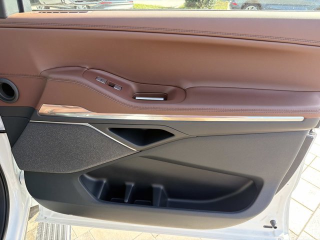 New 2026 Lincoln Navigator L Reserve AWD/4WD image 17