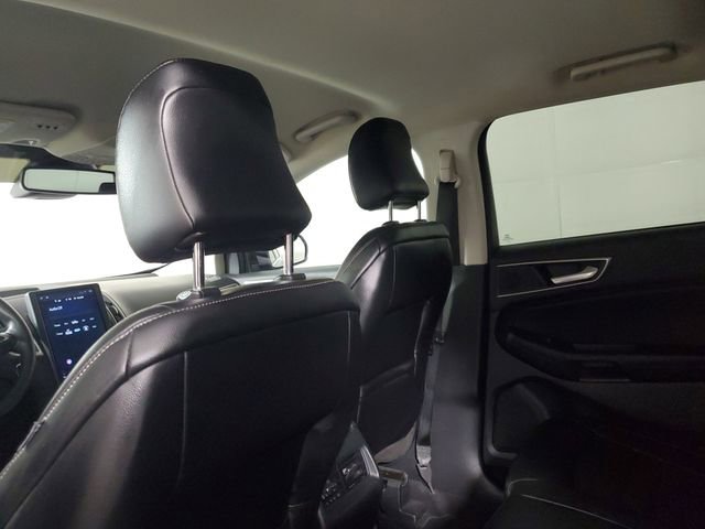 Used 2021 Ford Edge SEL w/ Convenience Package image 14