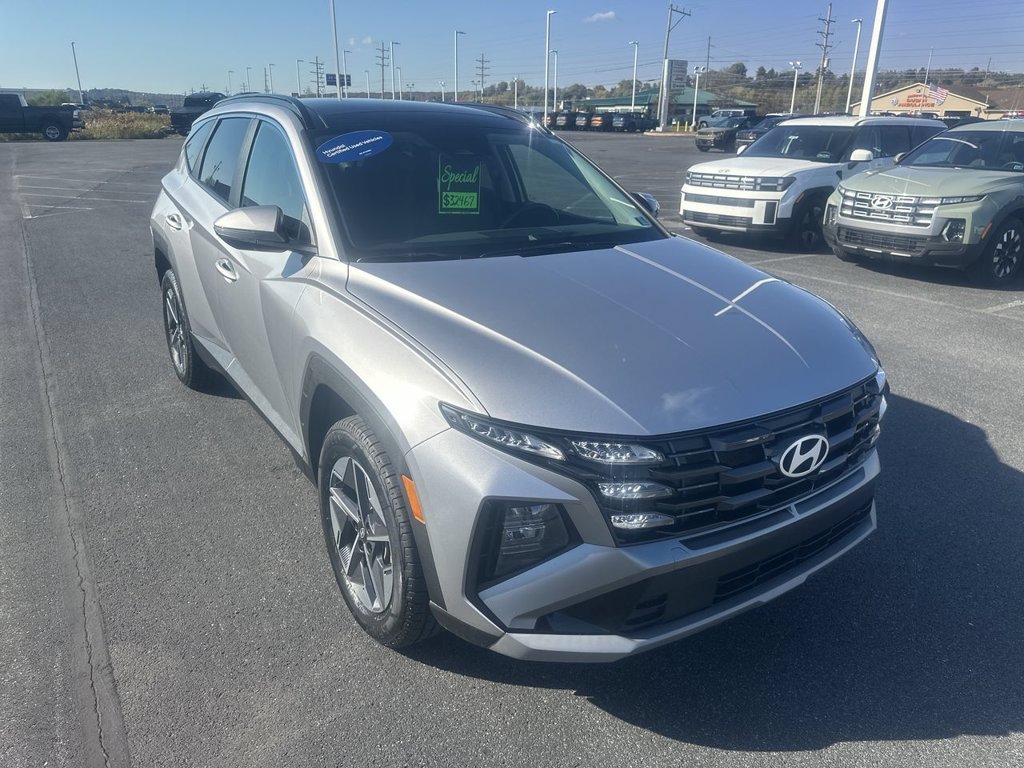 Used 2025 Hyundai Tucson SEL AWD/4WD image 1