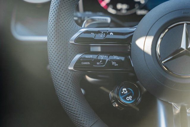 New 2026 Mercedes-Benz GLC 43 AMG 4MATIC image 31