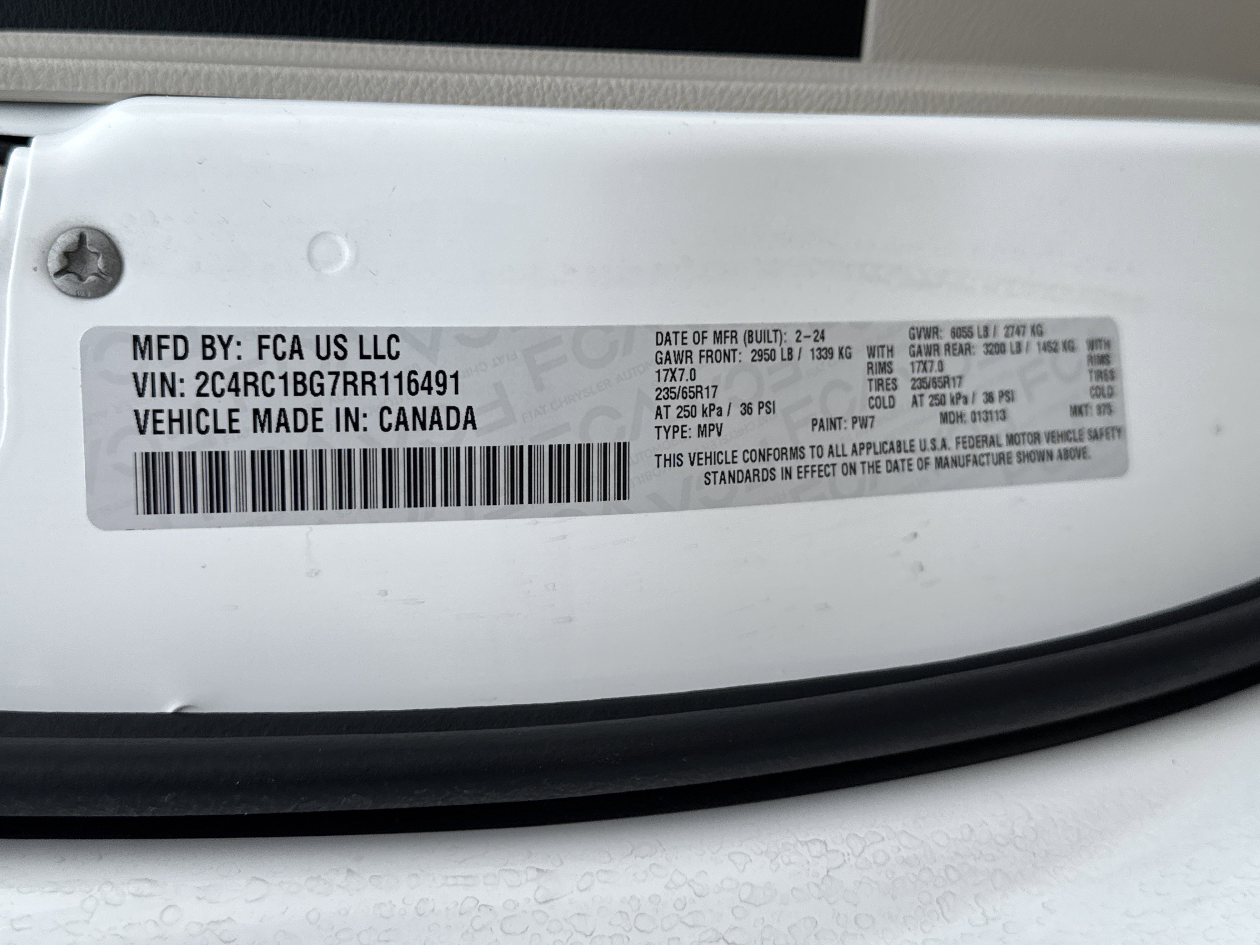 Used 2024 Chrysler Pacifica Touring-L image 40