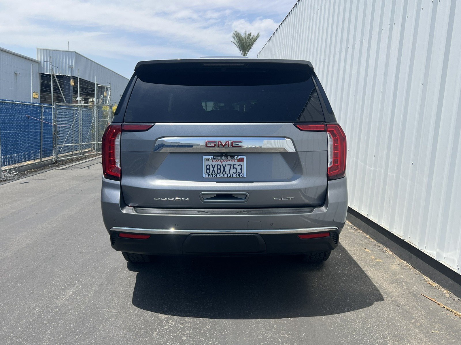 Used 2021 GMC Yukon XL SLT w/ SLT Premium Package AWD/4WD image 5
