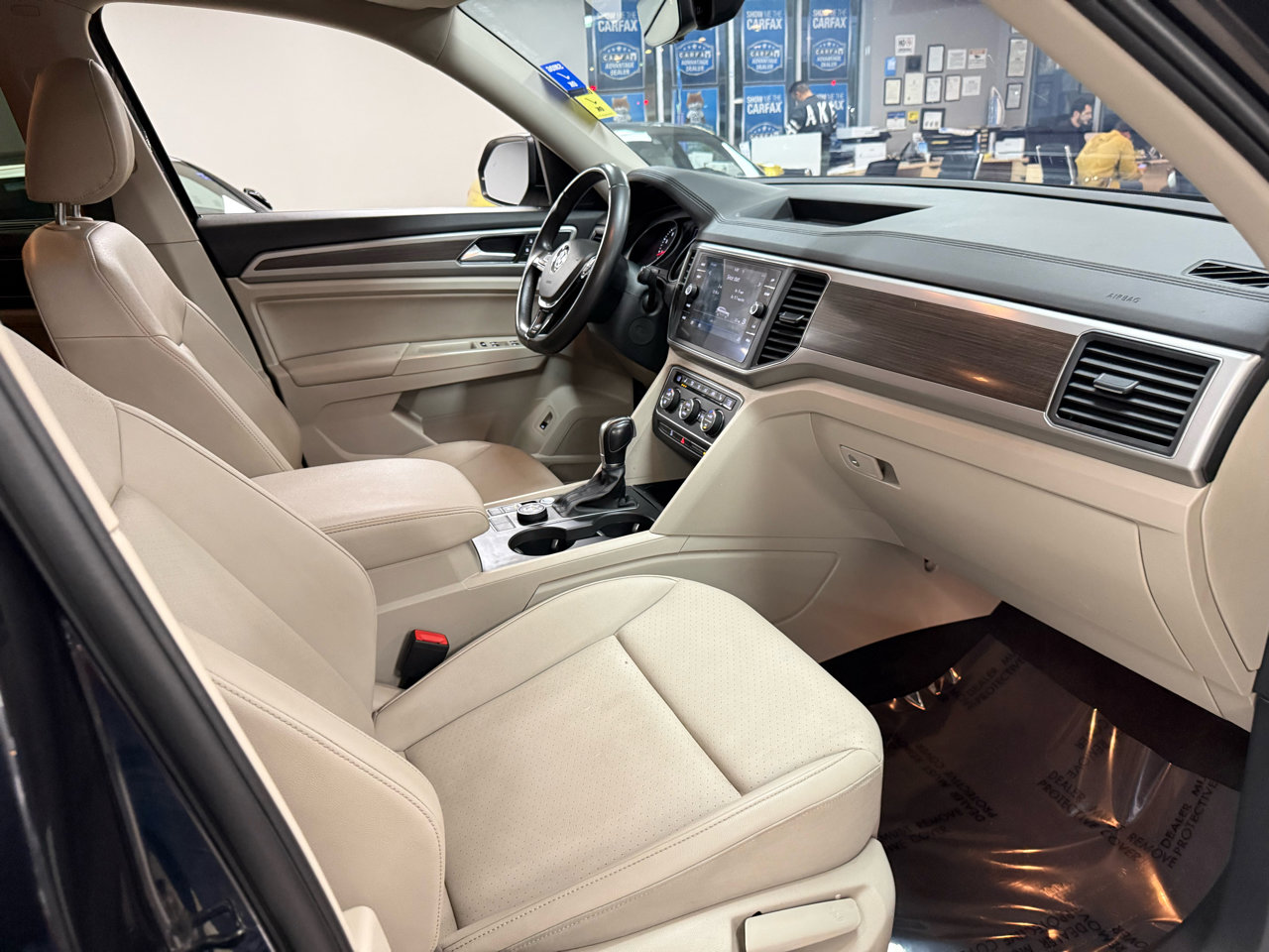 Used 2019 Volkswagen Atlas SE image 25