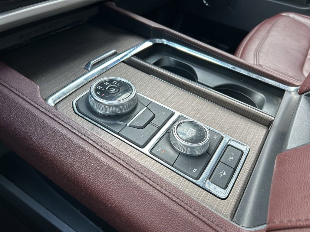 Used 2024 Ford Expedition Max Limited image 36