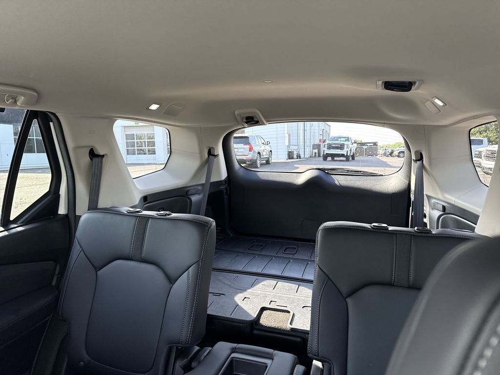 Used 2025 Honda Pilot EX-L image 11