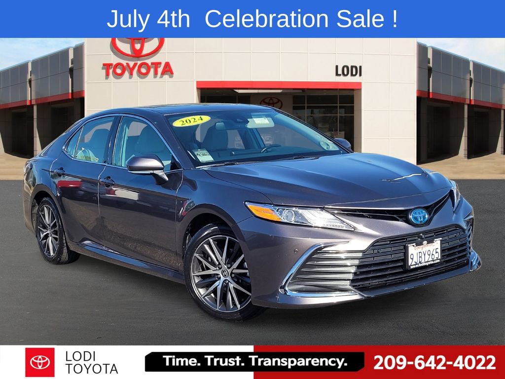 Used 2024 Toyota Camry XLE w/ Navigation Package