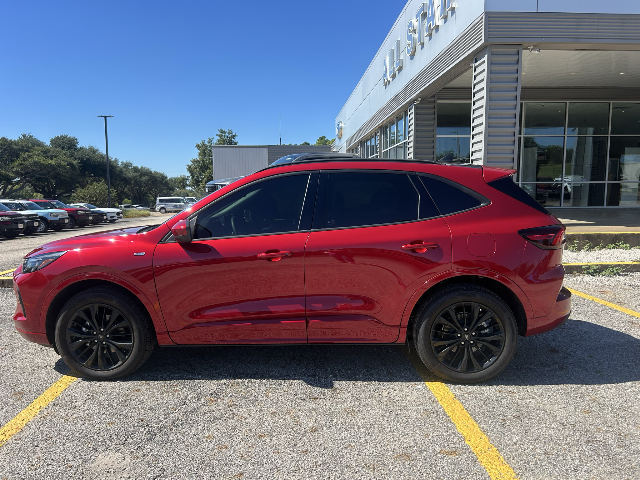 Used 2026 Ford Escape ST-Line Elite w/ Equipment Group 501A AWD/4WD image 7