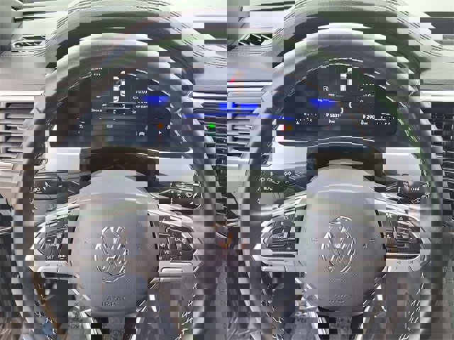 Used 2022 Volkswagen Atlas Cross Sport SE image 10