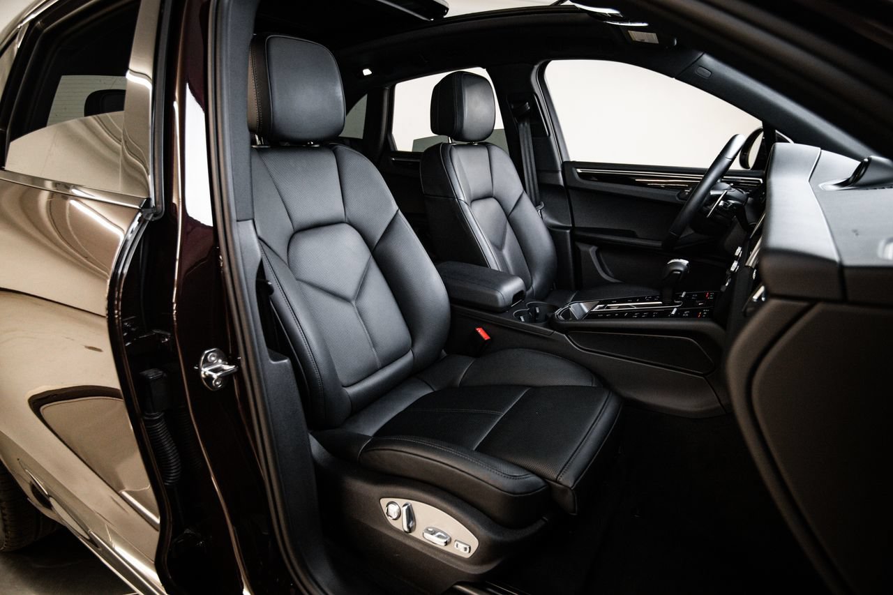 Certified 2026 Porsche Macan S AWD/4WD image 29