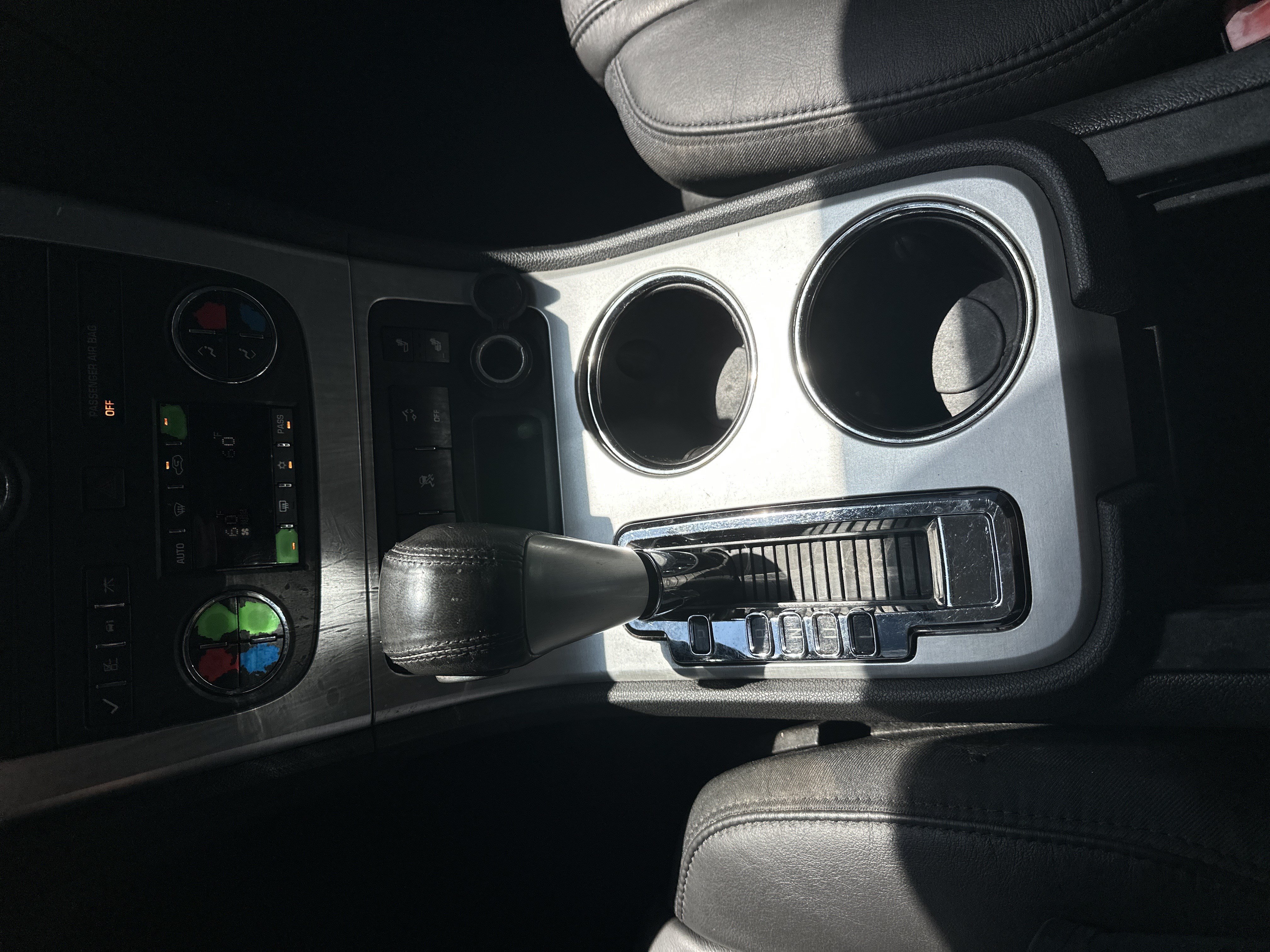 Used 2011 GMC Acadia SLT FWD image 23