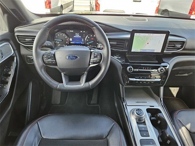 Used 2022 Ford Explorer ST-Line RWD image 7