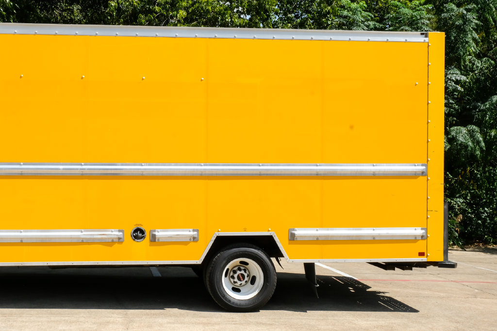 Used 2022 GMC Savana 3500 Extended w/ Power Convenience Package RWD image 10