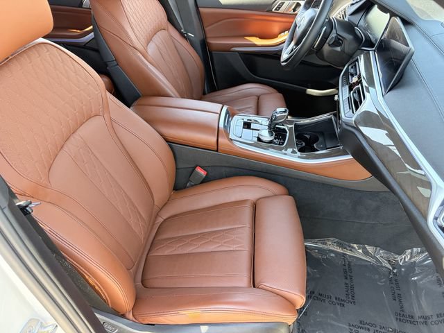Used 2023 BMW X5 xDrive40i w/ Executive Package AWD/4WD image 11