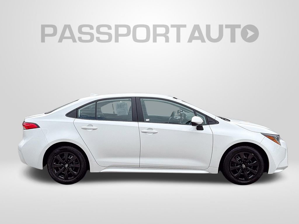 Used 2024 Toyota Corolla LE FWD image 9