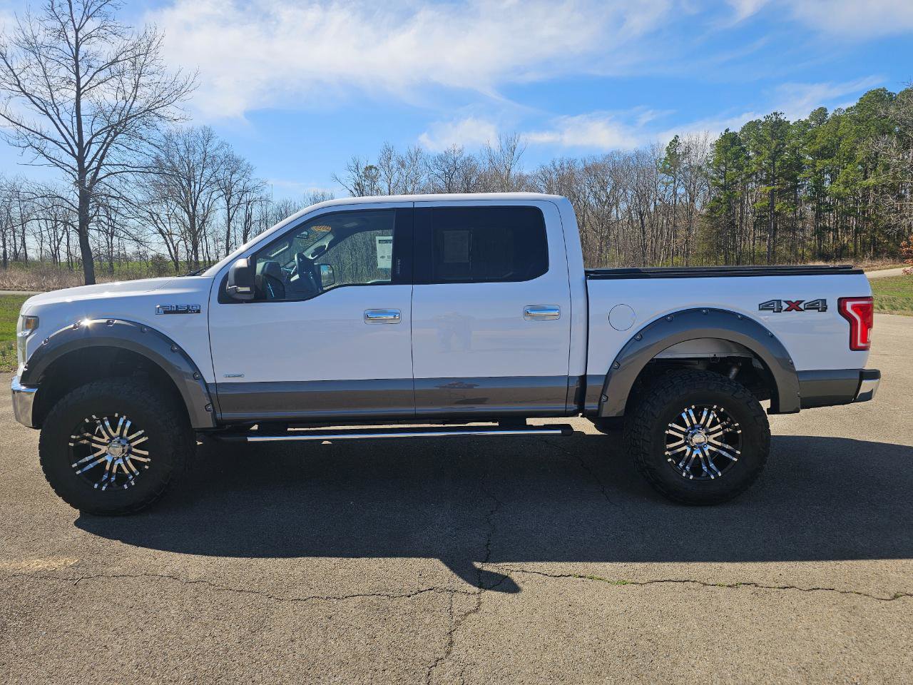 Used 2016 Ford F150 XLT w/ Equipment Group 301A Mid image 10