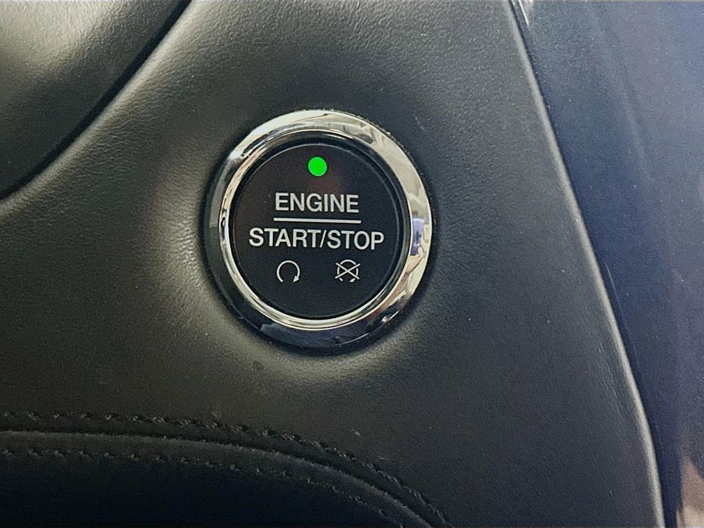 Used 2018 Ford Explorer Platinum image 27