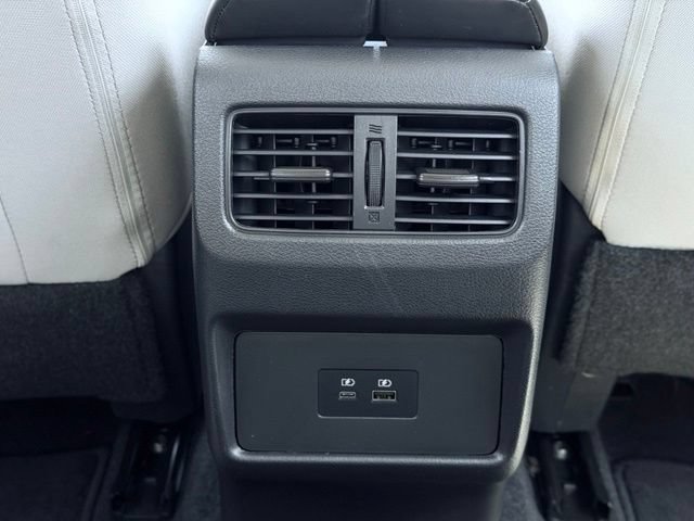 Used 2022 Nissan Rogue SV AWD/4WD image 22