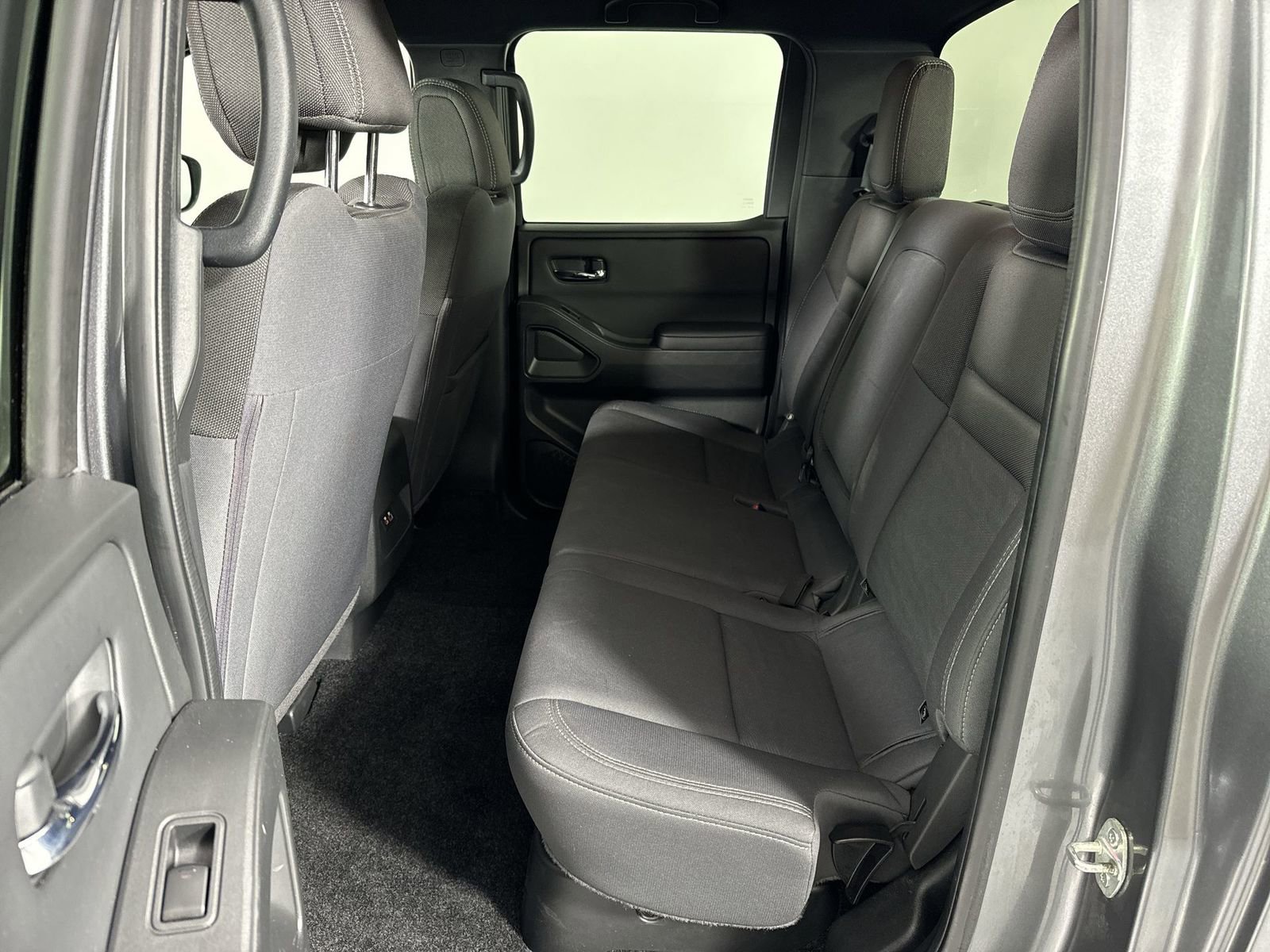 Certified 2023 Nissan Frontier SV w/ Midnight Edition Package image 25