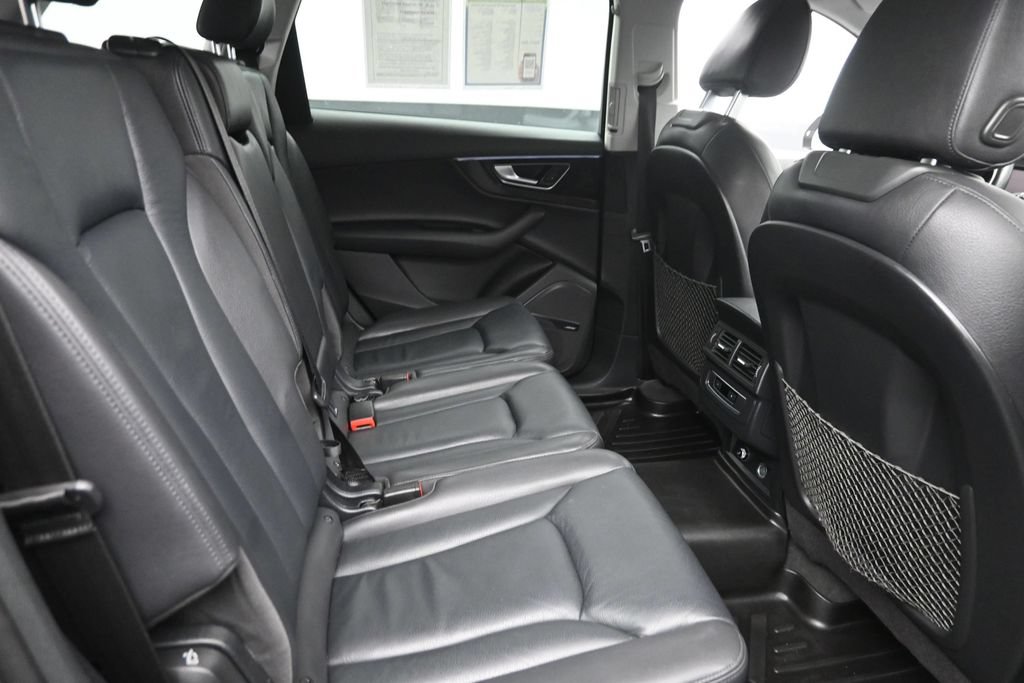 Used 2019 Audi Q7 3.0T Premium Plus AWD/4WD image 10
