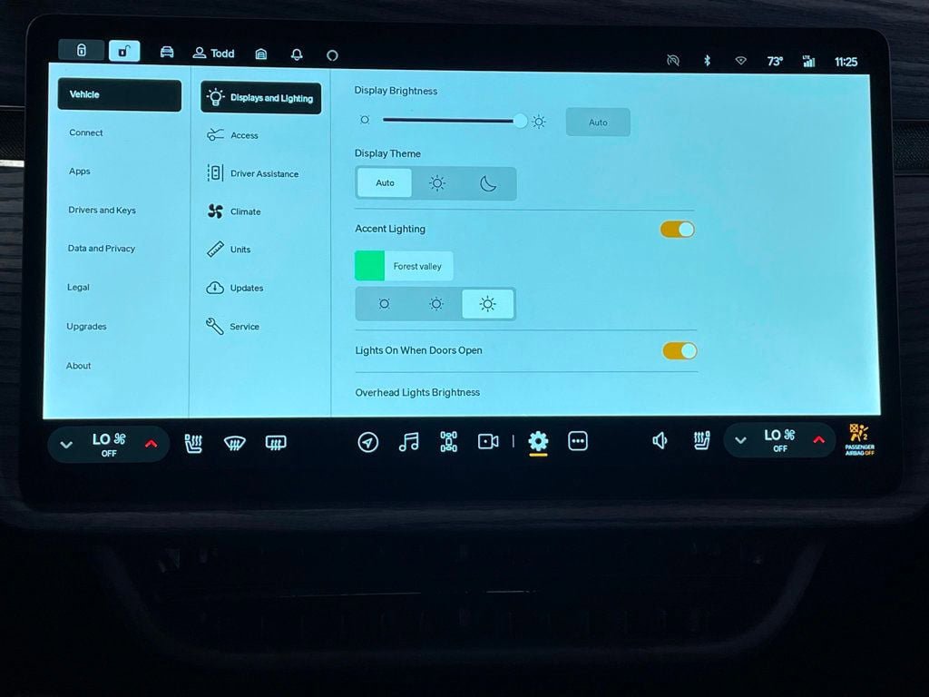 Used 2022 Rivian R1T Adventure image 31
