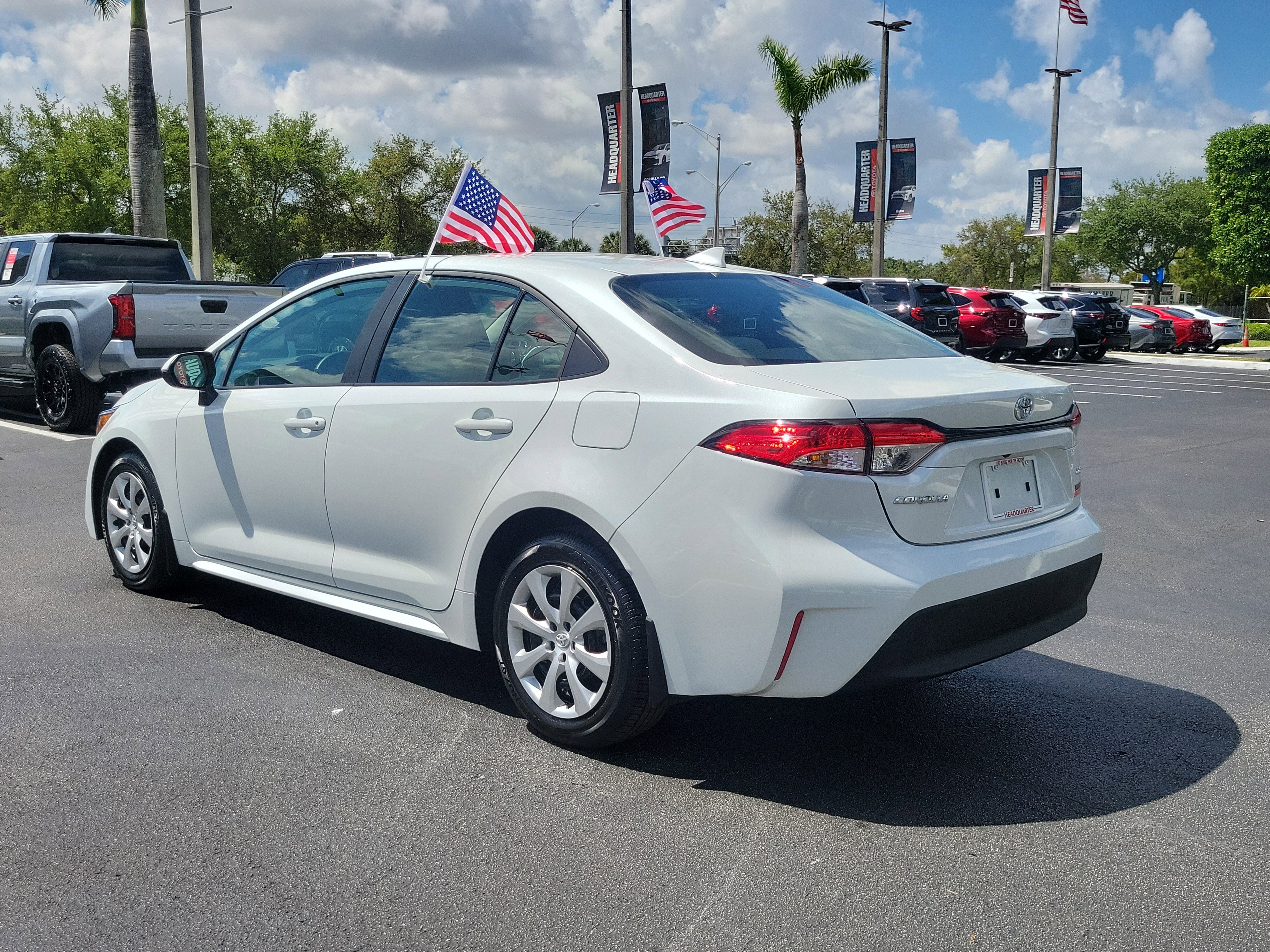 Used 2026 Toyota Corolla LE FWD image 8
