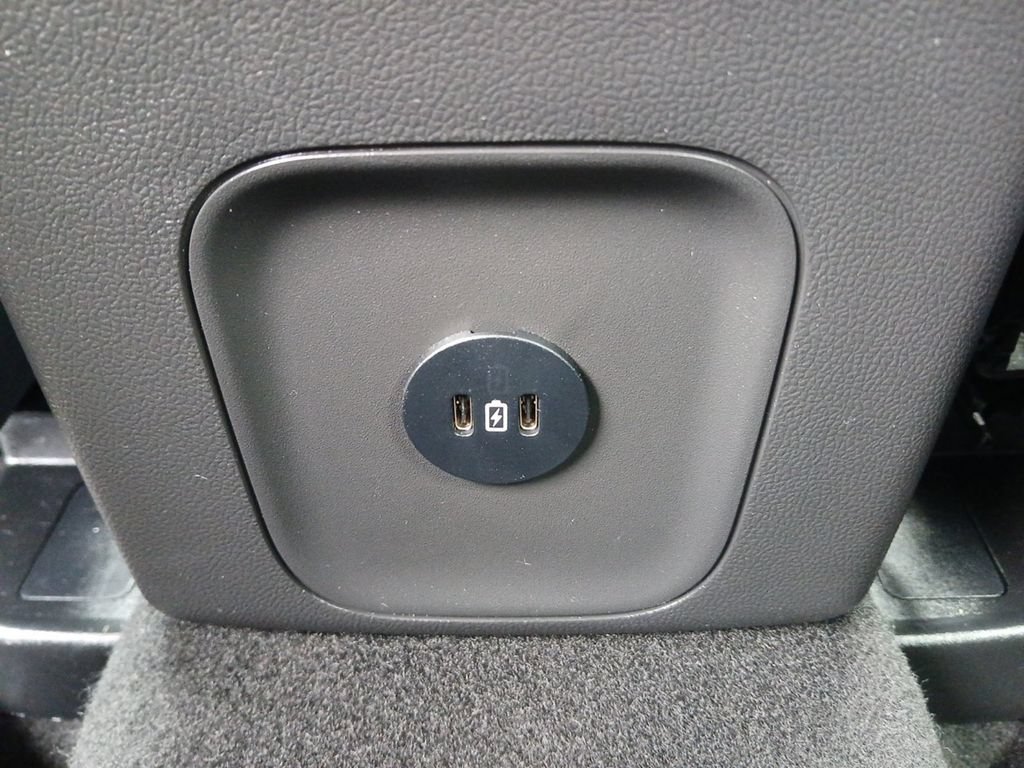 Used 2025 Ford Escape ST-Line AWD/4WD image 25
