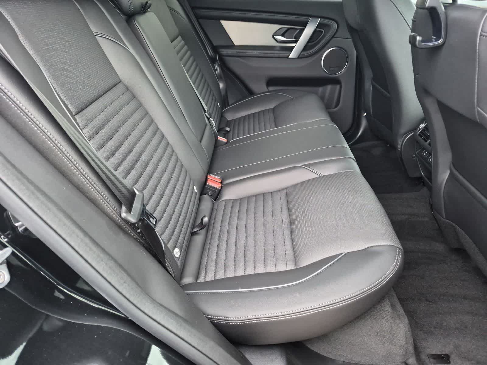 New 2026 Land Rover Discovery Sport Landmark AWD/4WD image 21