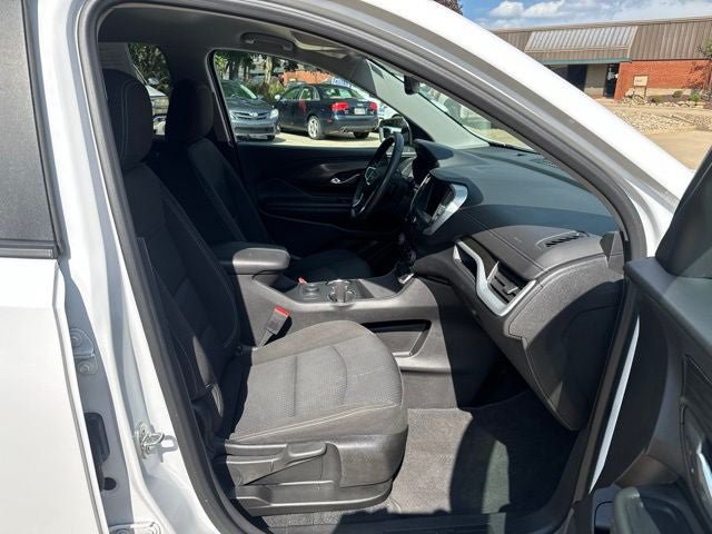 Used 2023 GMC Terrain SLE AWD/4WD image 29