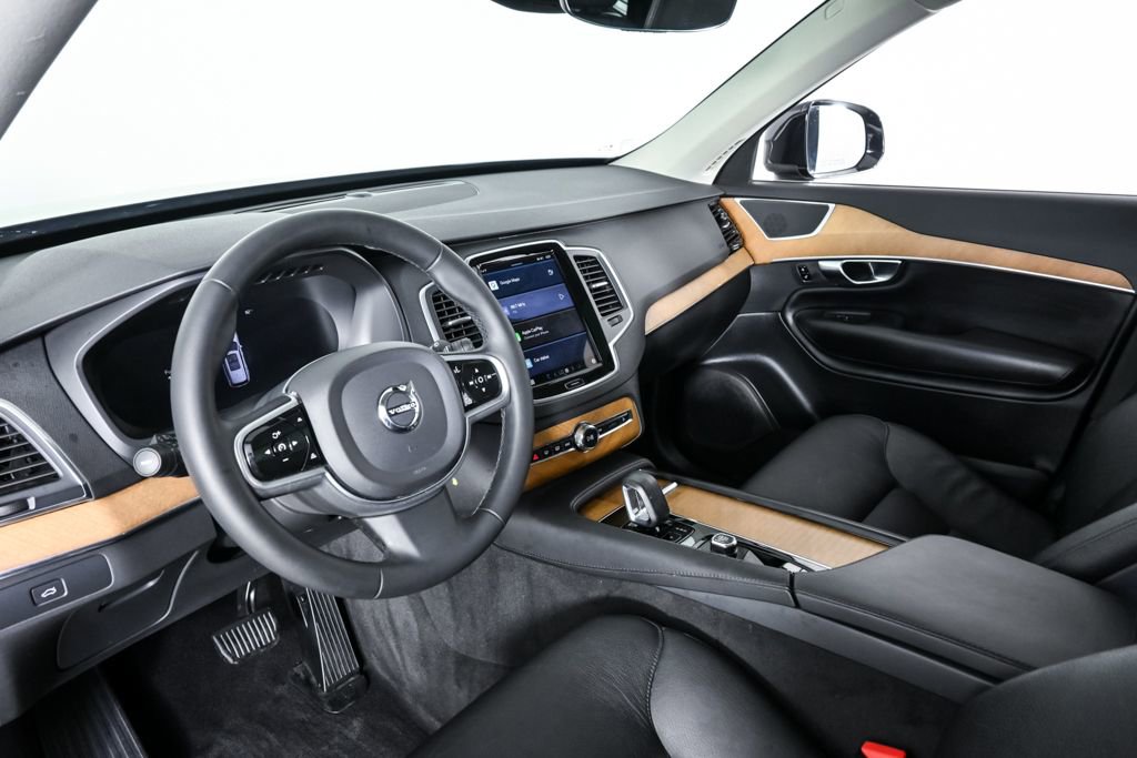 Certified 2023 Volvo XC90 B6 Core w/ Protection Package Premier AWD/4WD image 6