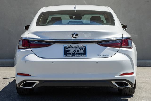 Used 2022 Lexus ES 350 w/ Premium Package FWD image 4