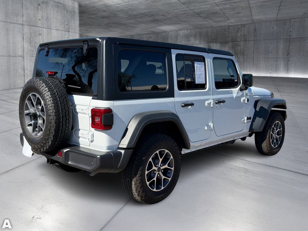 Used 2025 Jeep Wrangler Sport S image 7