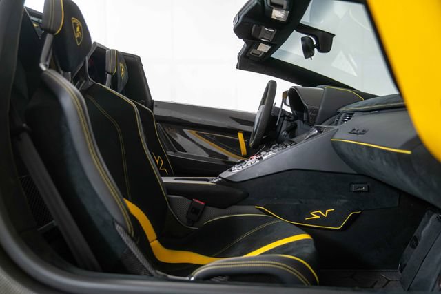 Used 2016 Lamborghini Aventador LP 750-4 Superveloce AWD/4WD image 22
