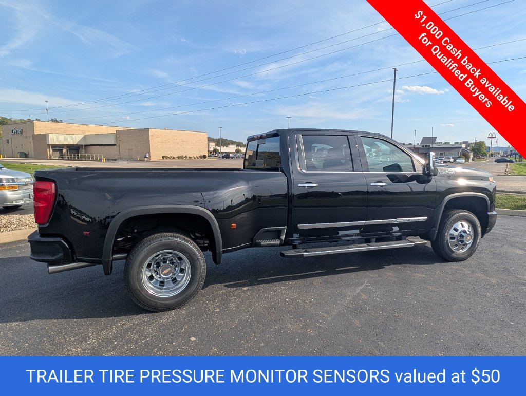New 2026 Chevrolet Silverado 3500 High Country w/ High Country Premium Package AWD/4WD image 9