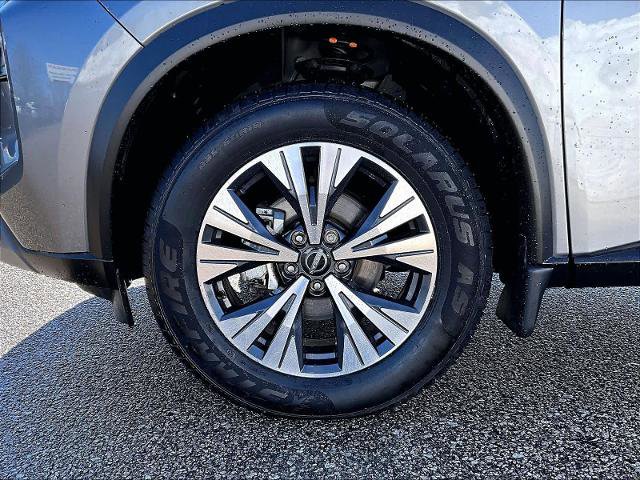 Certified 2023 Nissan Rogue SV w/ SV Premium Package image 7