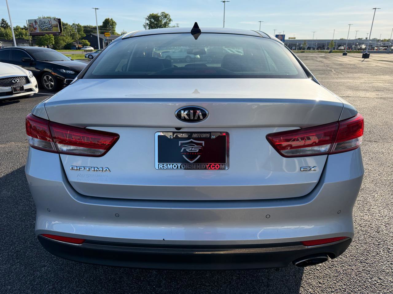Used 2018 Kia Optima EX w/ Premium Package FWD image 5