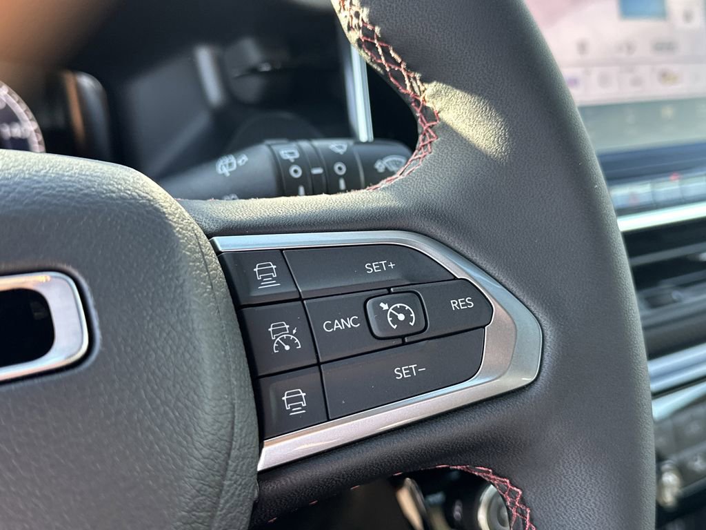 New 2026 Jeep Compass Trailhawk image 14