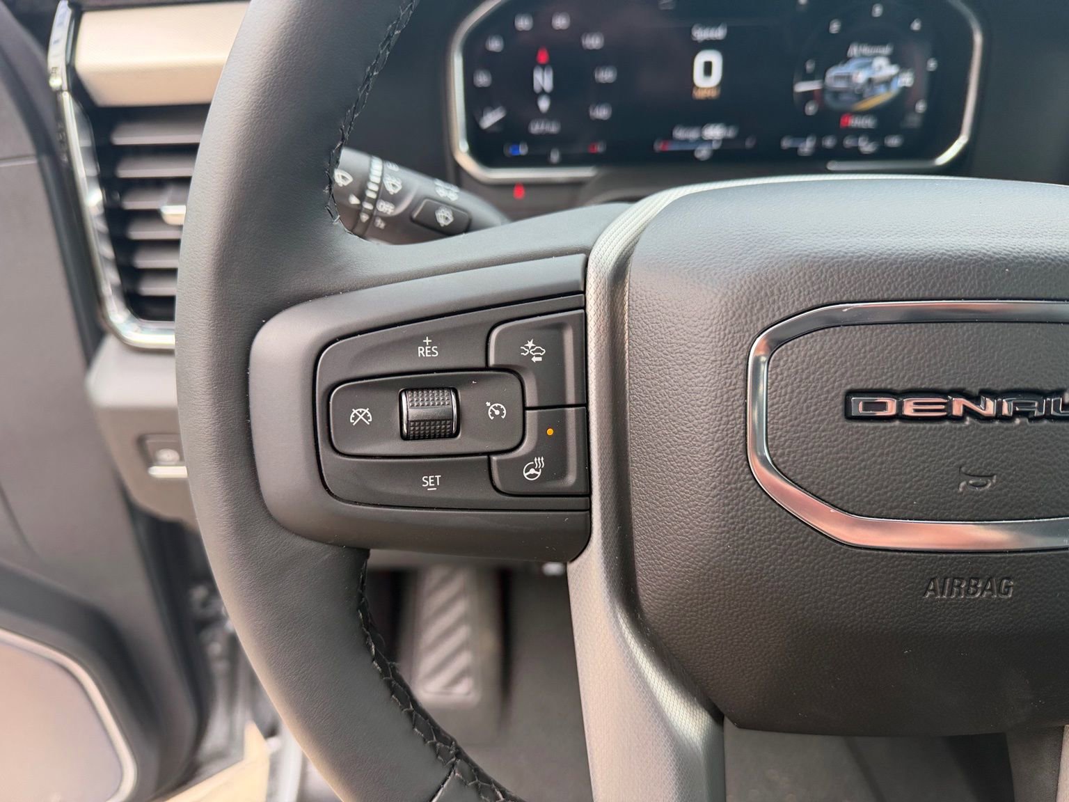 New 2026 GMC Sierra 2500 Denali w/ Denali Reserve Package image 14